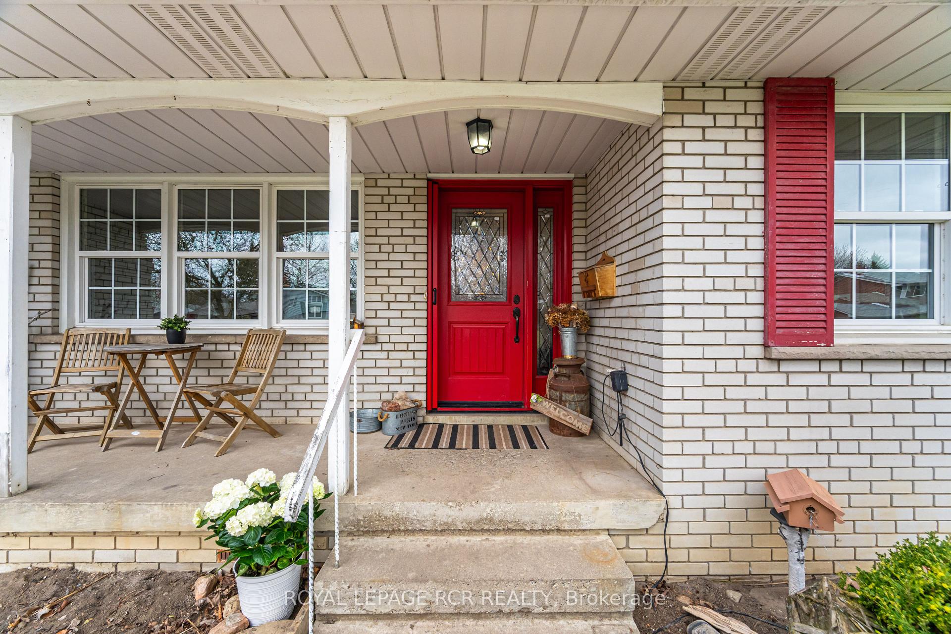 Photo 22 of 227 Elizabeth Street S, Brampton, Brampton South — HOMEH