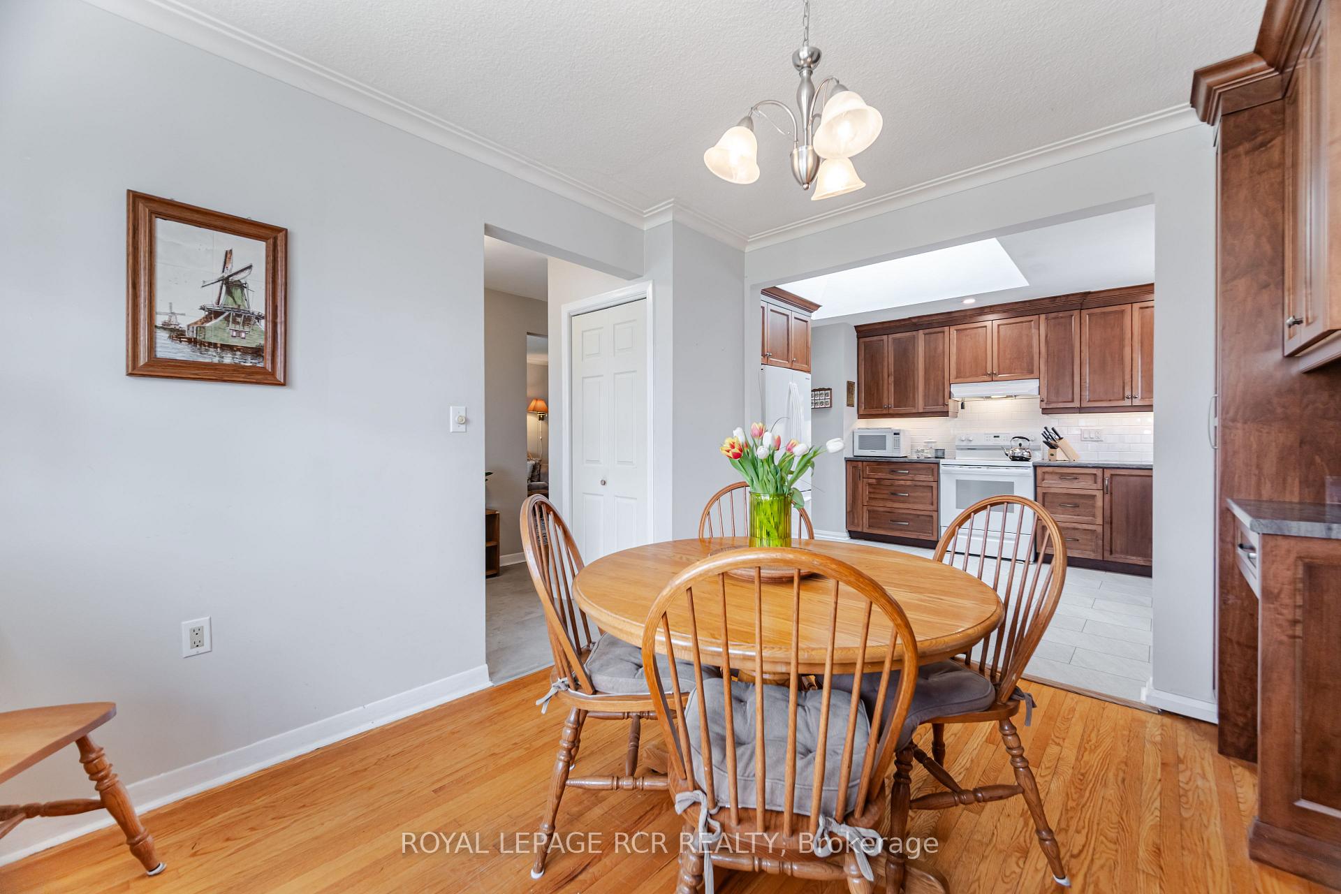 Photo 26 of 227 Elizabeth Street S, Brampton, Brampton South — HOMEH