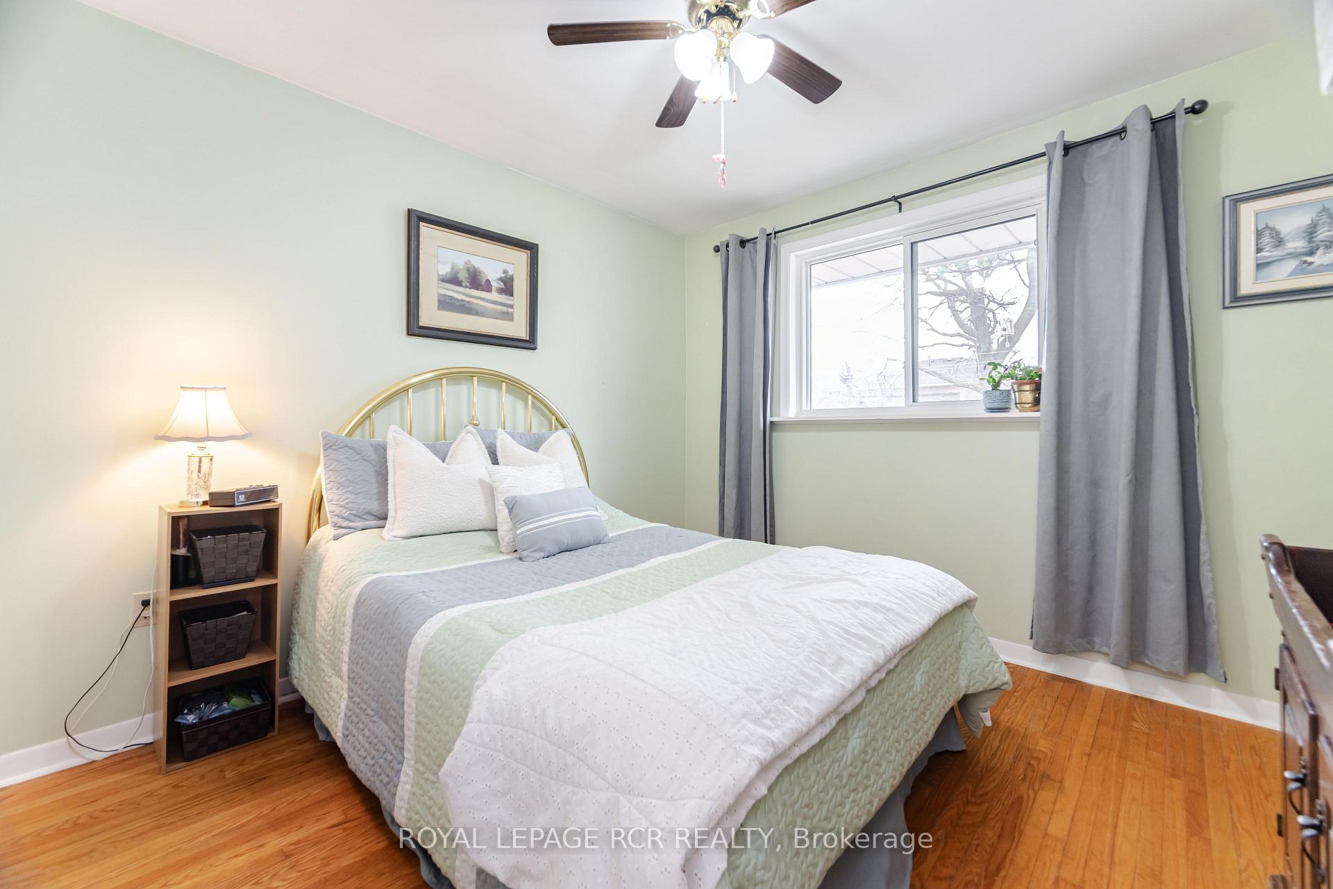 Photo 21 of 227 Elizabeth Street S, Brampton, Brampton South — HOMEH