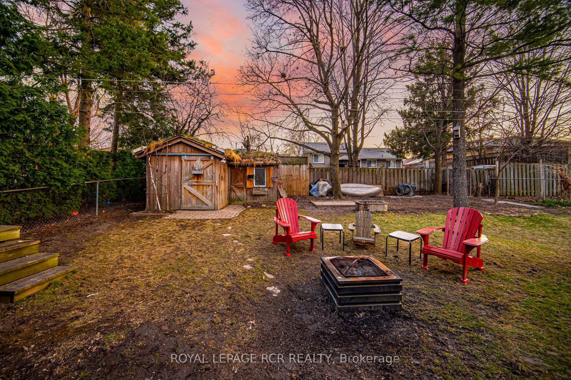 Photo 33 of 227 Elizabeth Street S, Brampton, Brampton South — HOMEH