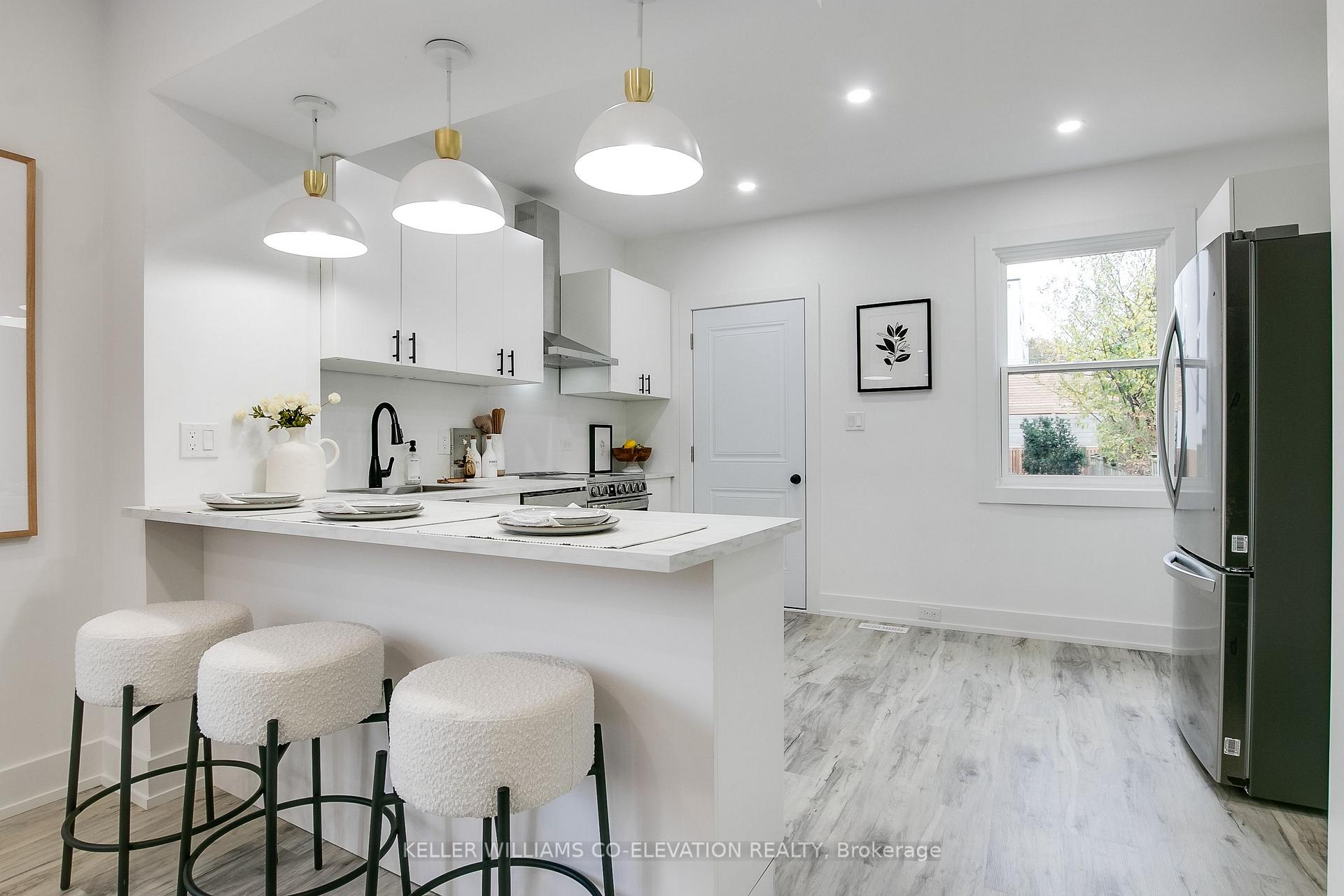 Photo 17 of 1006 Mount Pleasant Road, Toronto, Mount Pleasant West — HOMEH