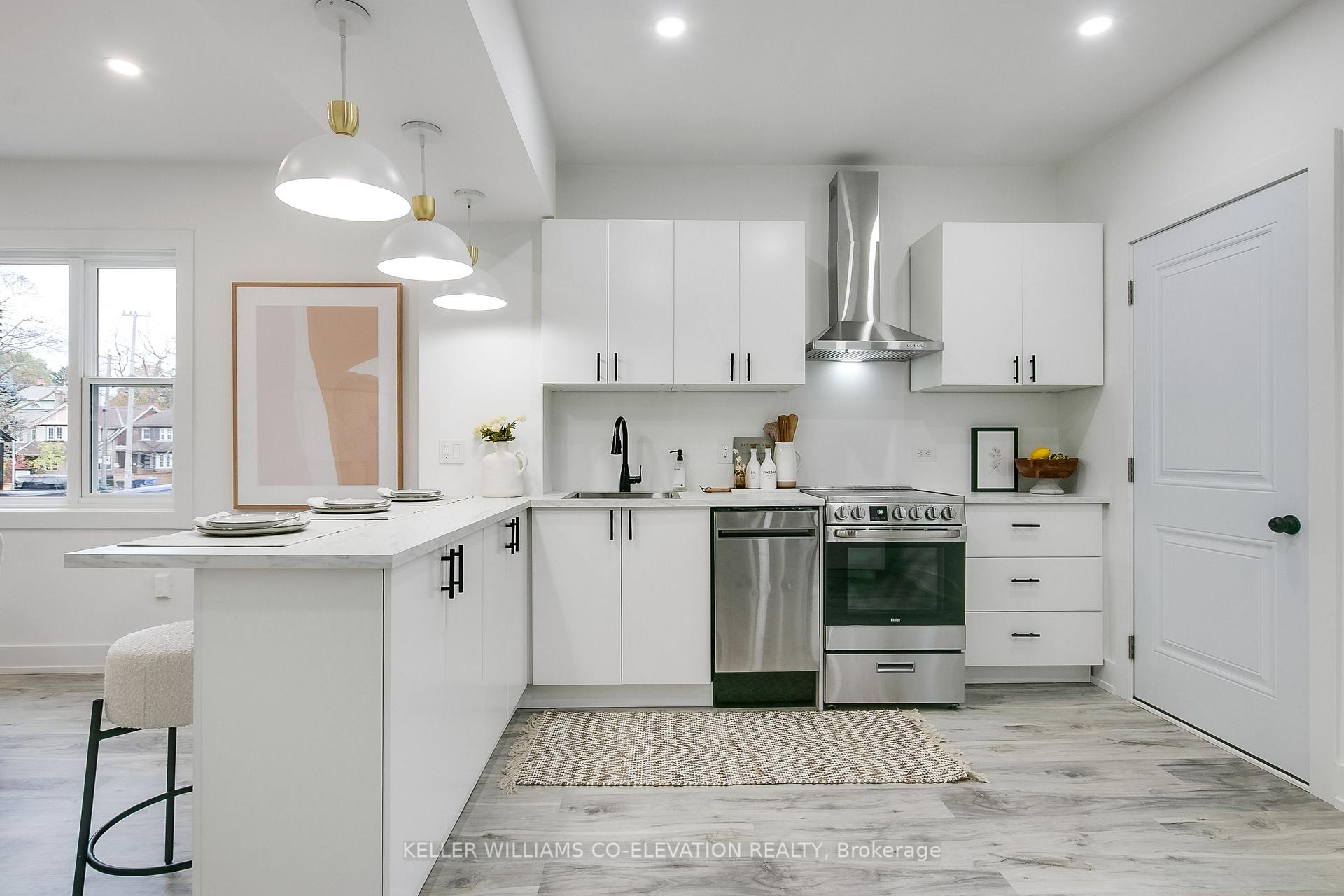 Photo 14 of 1006 Mount Pleasant Road, Toronto, Mount Pleasant West — HOMEH