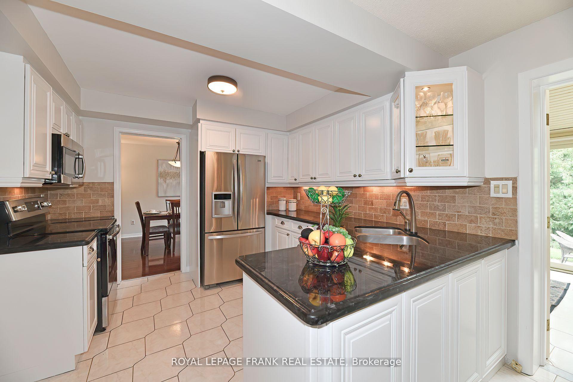 Photo 10 of 82 Grath Crescent, Whitby, Blue Grass Meadows — HOMEH