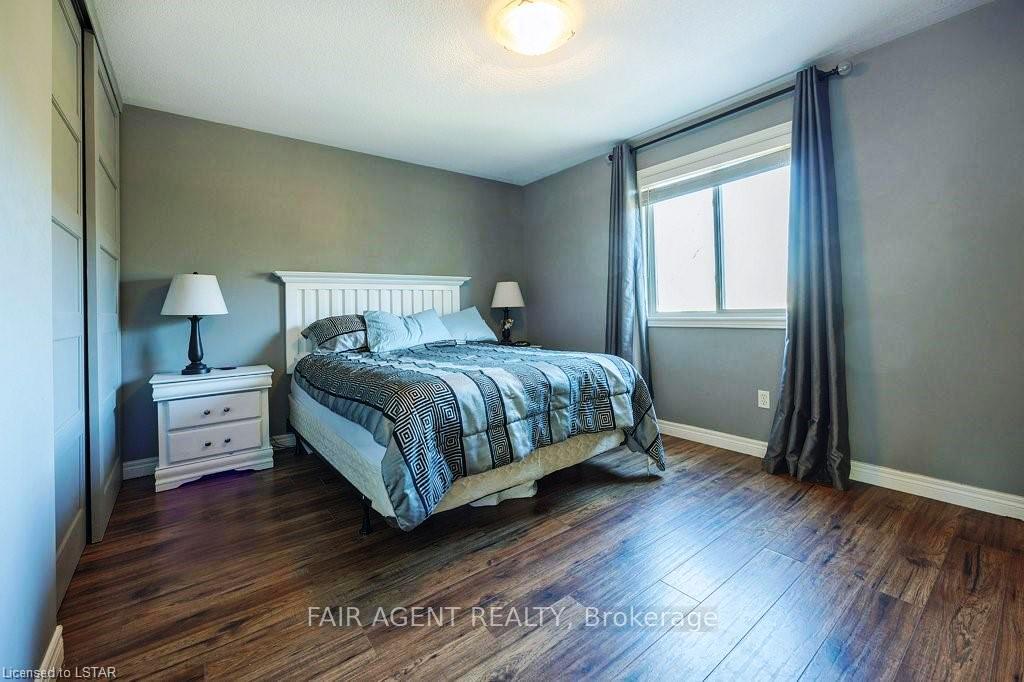 Photo 2 of 19 Linden Lane, St. Thomas — HOMEH