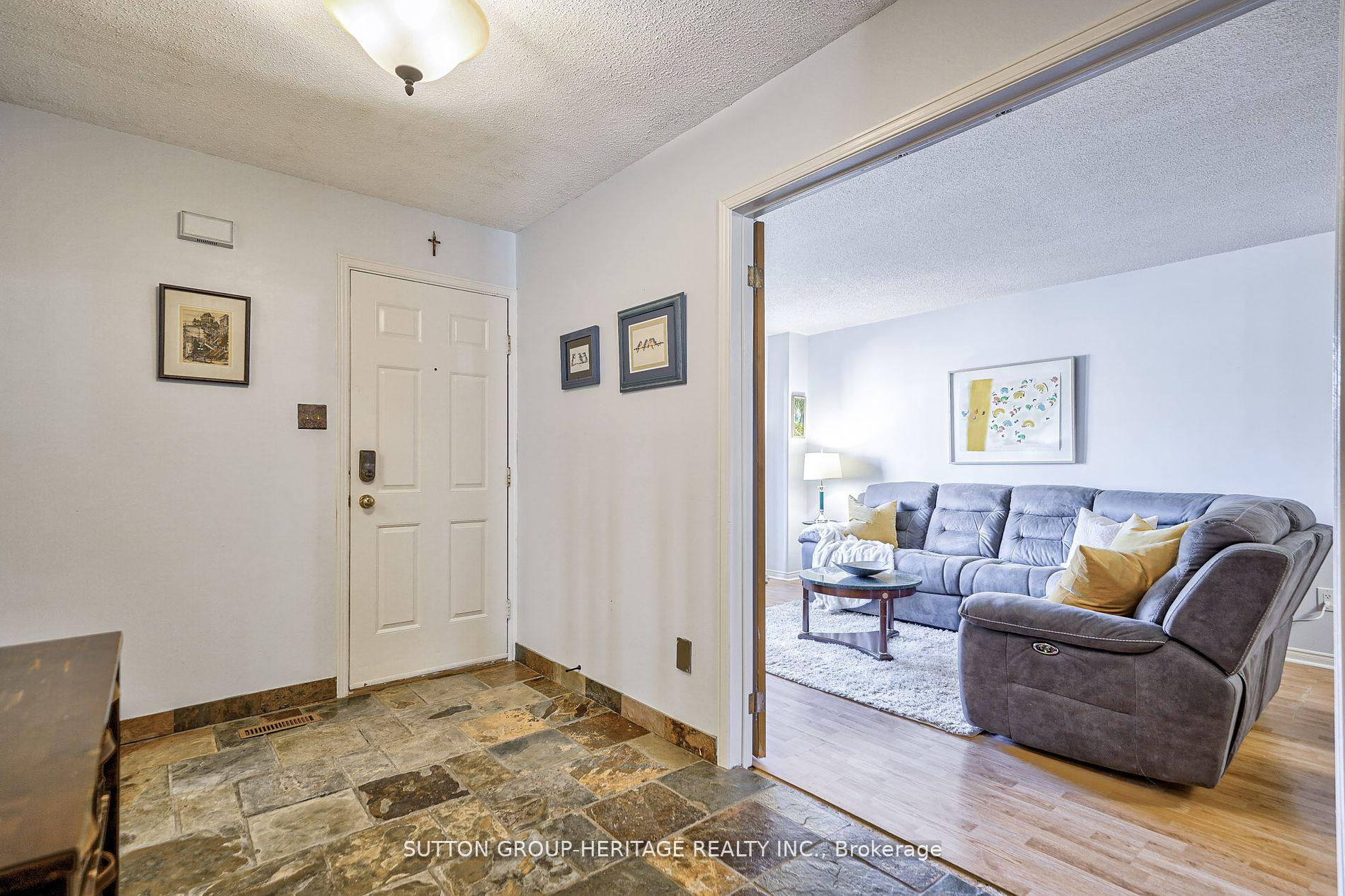 Photo 4 of 16 Dakin Drive, Ajax, Central West — HOMEH