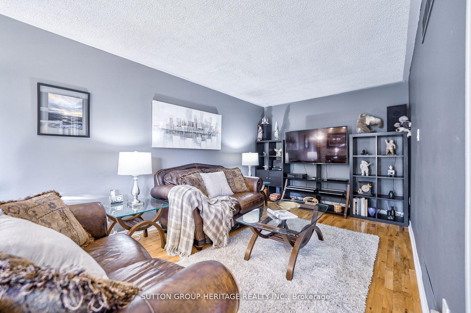 Photo 9 of 16 Dakin Drive, Ajax, Central West — HOMEH