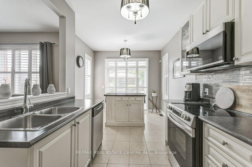 Photo 17 of 20 Benadir Avenue, Caledon, Rural Caledon — HOMEH
