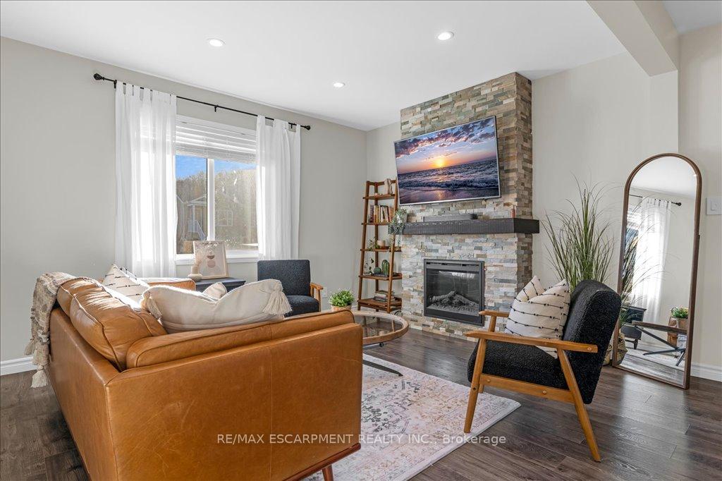 Photo 7 of 29 Montrose Avenue, Hamilton, Rosedale — HOMEH