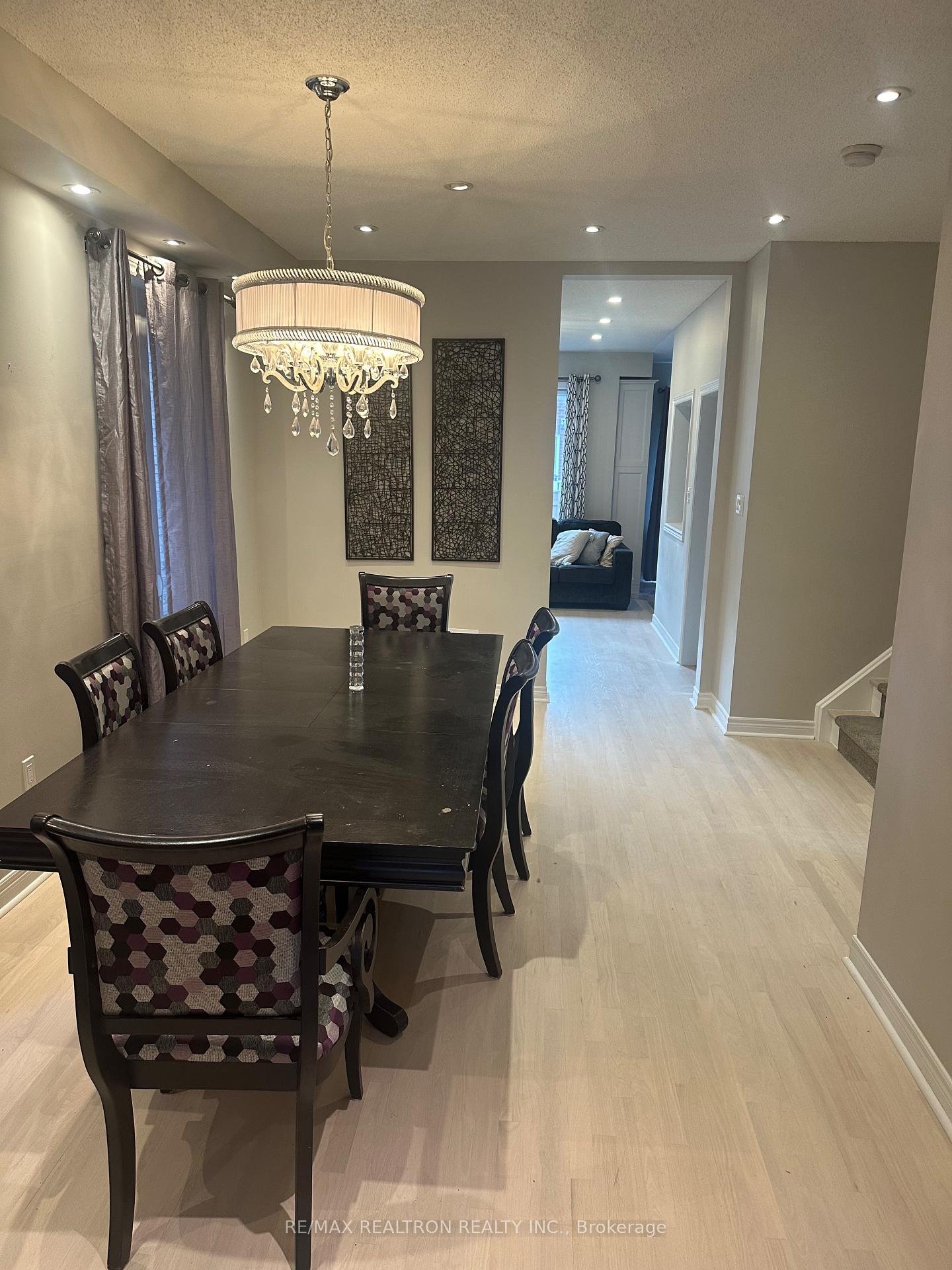 Photo 17 of 115 Laramie Crescent, Vaughan, Patterson — HOMEH