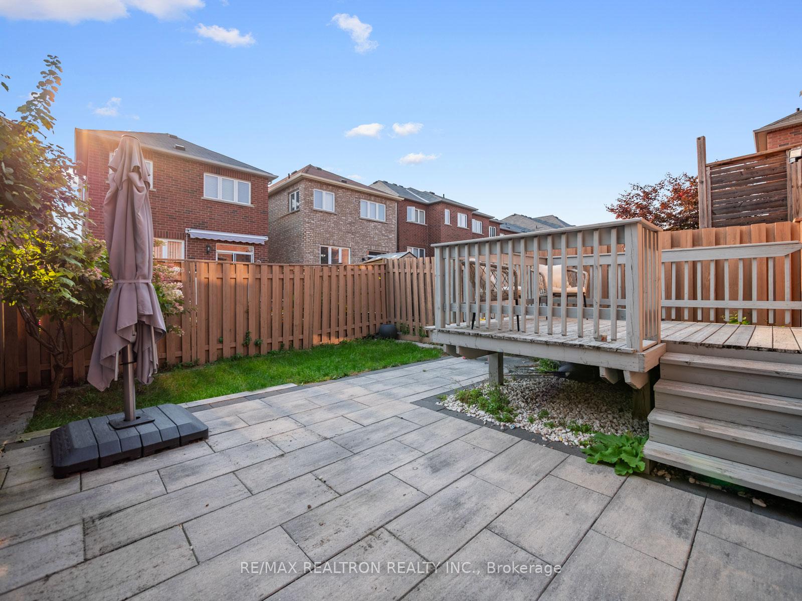 Photo 19 of 115 Laramie Crescent, Vaughan, Patterson — HOMEH