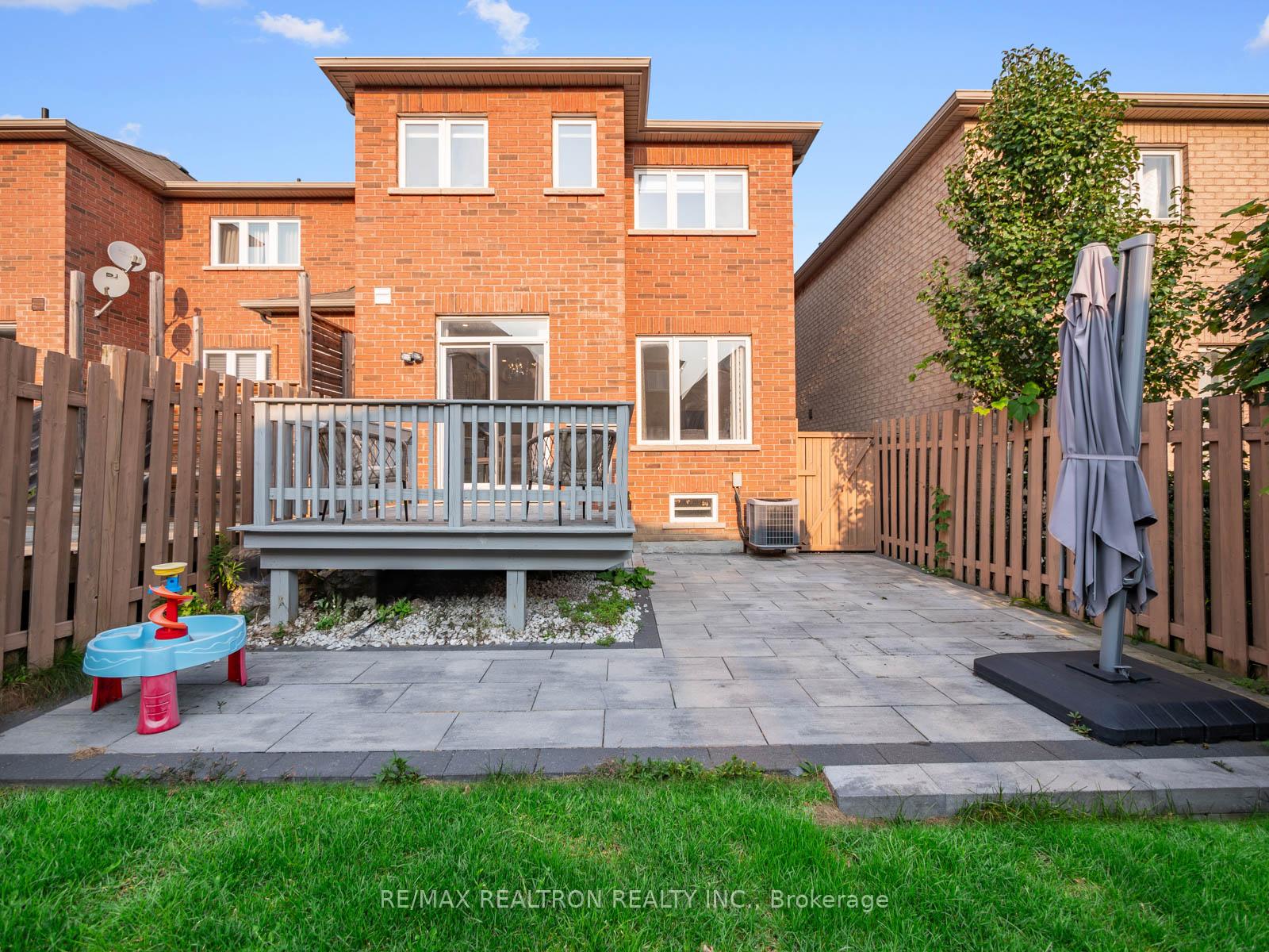 Photo 27 of 115 Laramie Crescent, Vaughan, Patterson — HOMEH