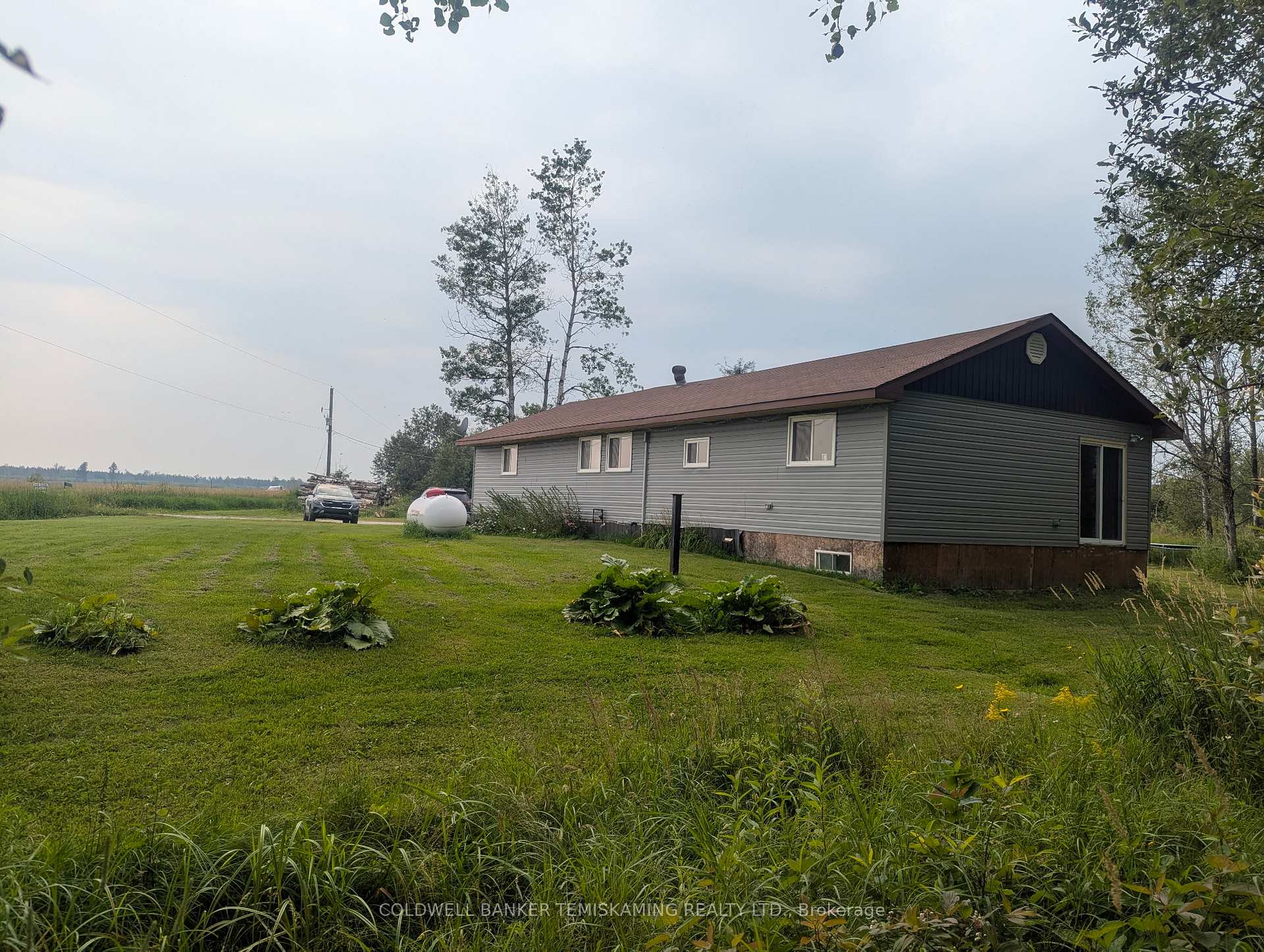 Photo 2 of 953727 569 Highway, Englehart — HOMEH