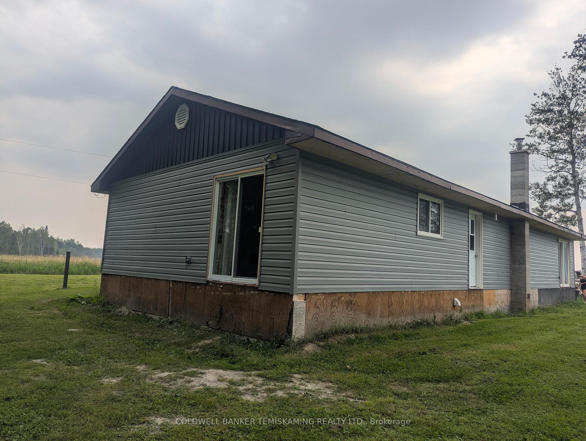 Photo 5 of 953727 569 Highway, Englehart — HOMEH
