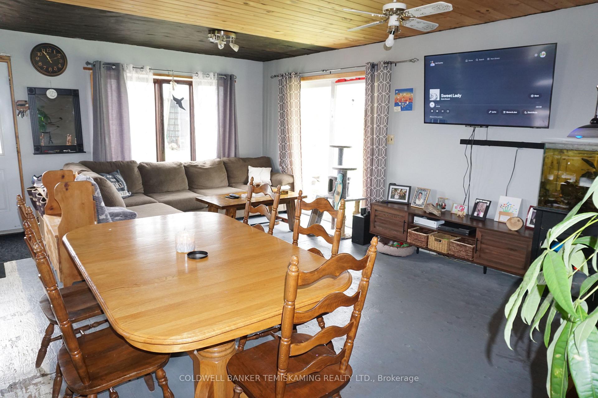 Photo 10 of 953727 569 Highway, Englehart — HOMEH