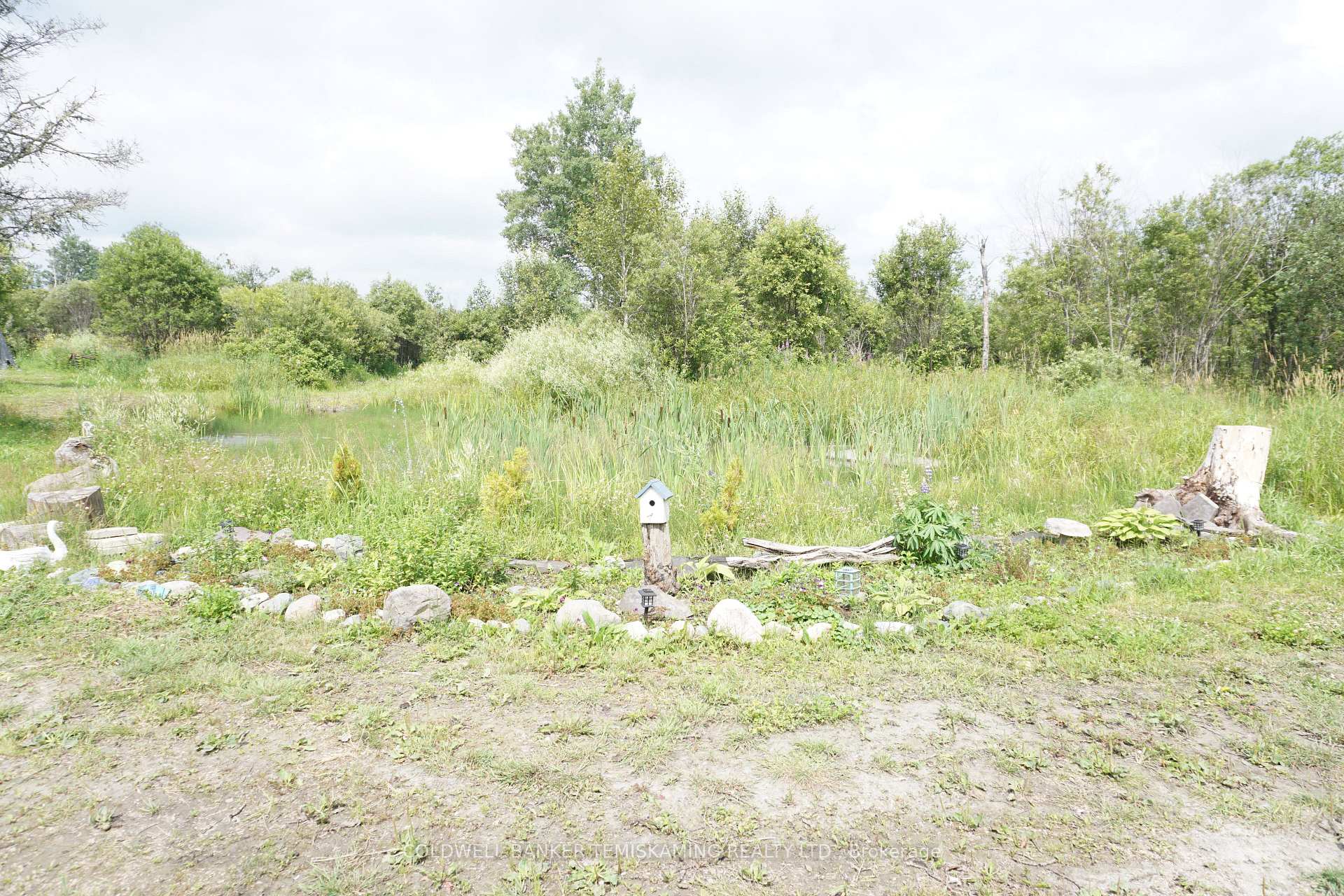Photo 37 of 953727 569 Highway, Englehart — HOMEH