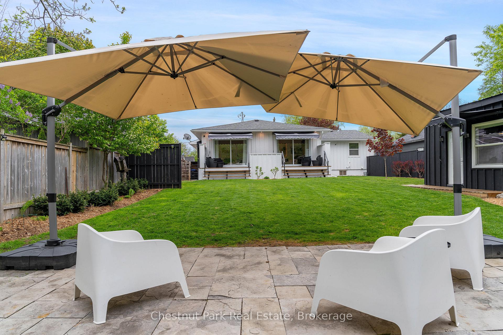 Photo 7 of 323 Oak Street, Collingwood — HOMEH