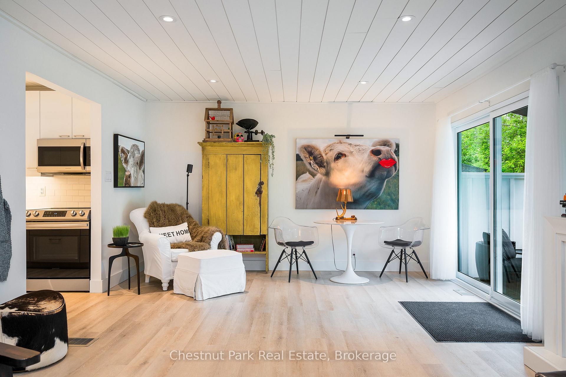 Photo 18 of 323 Oak Street, Collingwood — HOMEH