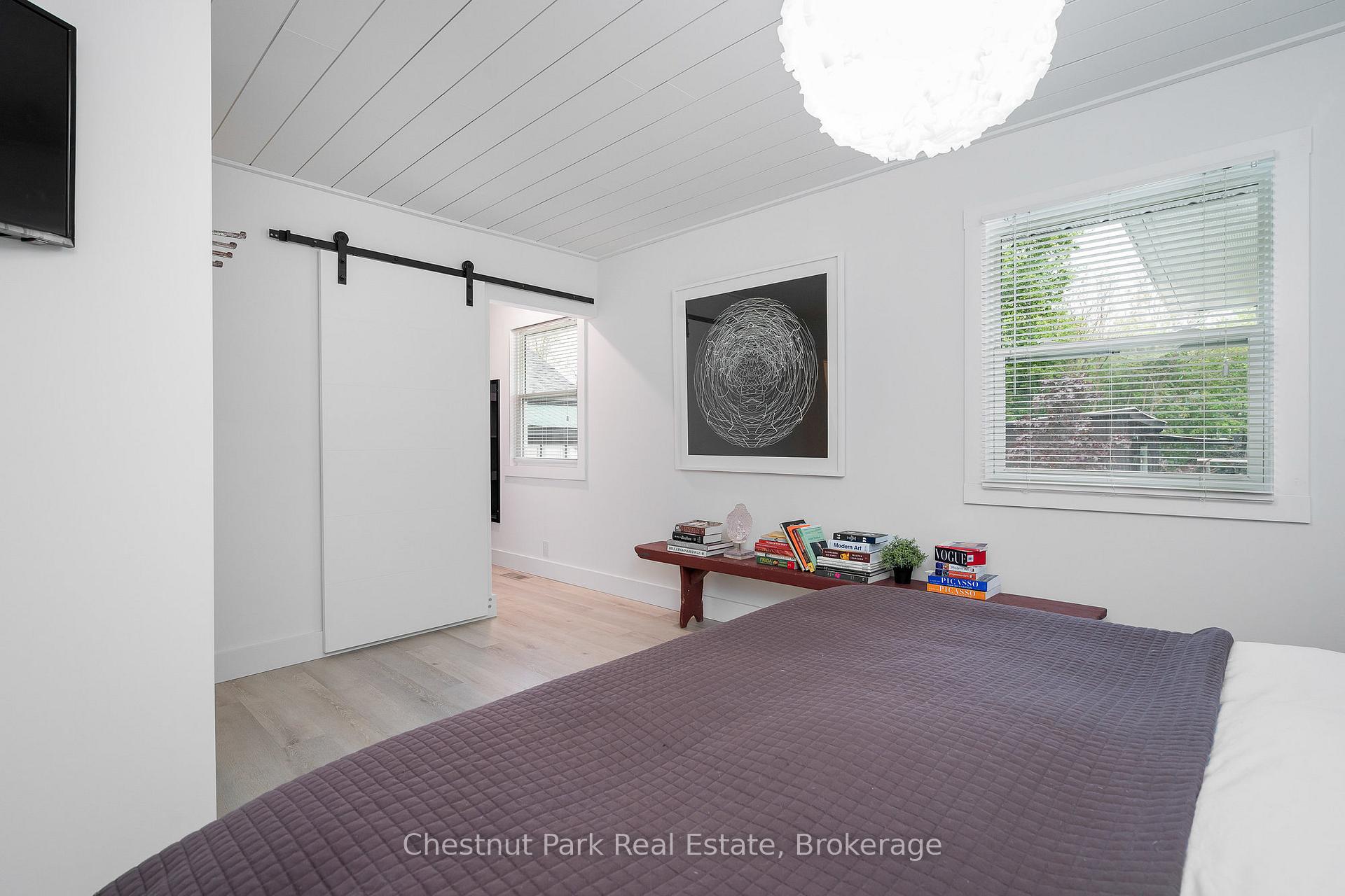 Photo 34 of 323 Oak Street, Collingwood — HOMEH