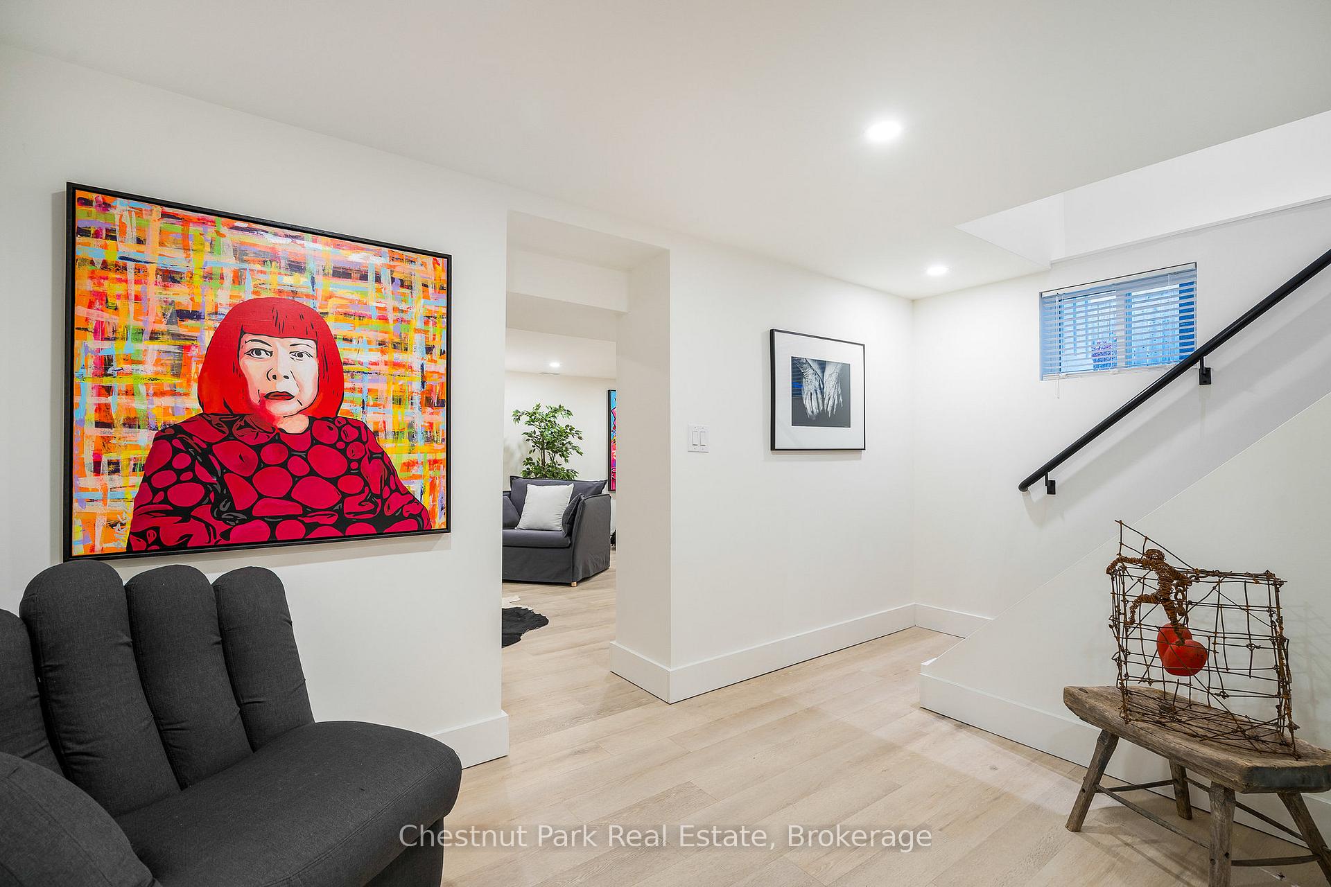 Photo 22 of 323 Oak Street, Collingwood — HOMEH