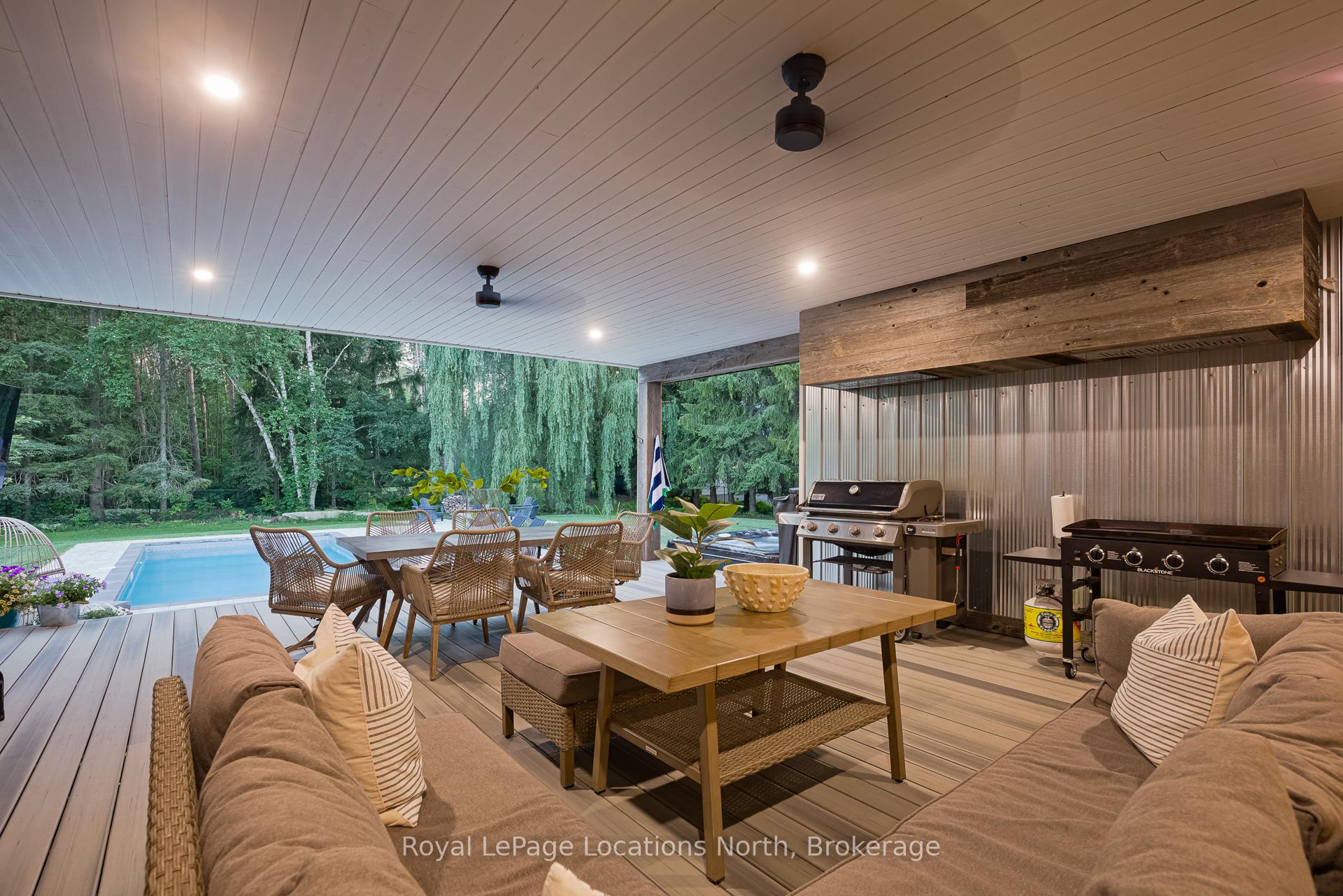 Photo 5 of 39 Silvercreek Drive, Collingwood — HOMEH