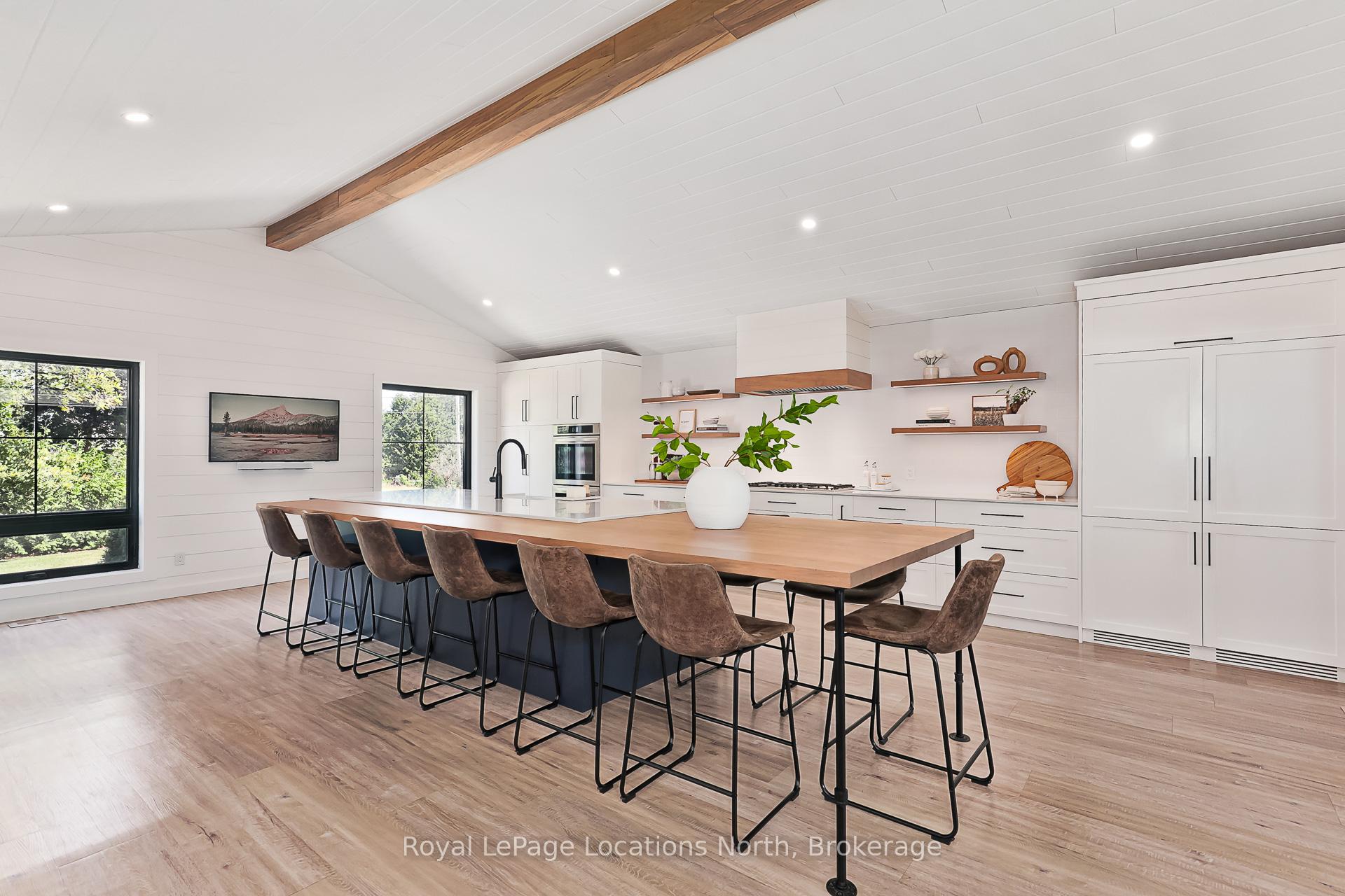 Photo 7 of 39 Silvercreek Drive, Collingwood — HOMEH