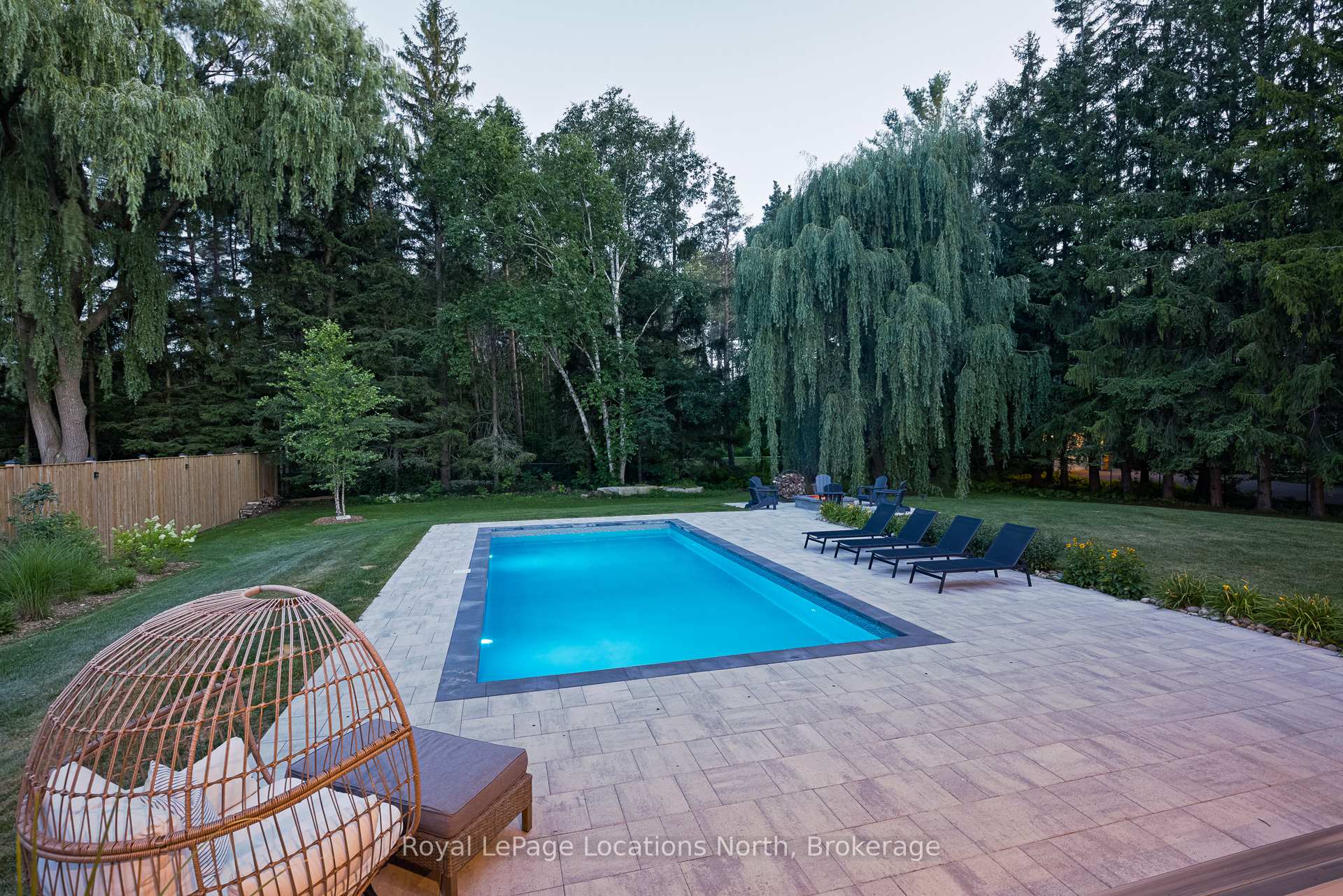 Photo 50 of 39 Silvercreek Drive, Collingwood — HOMEH