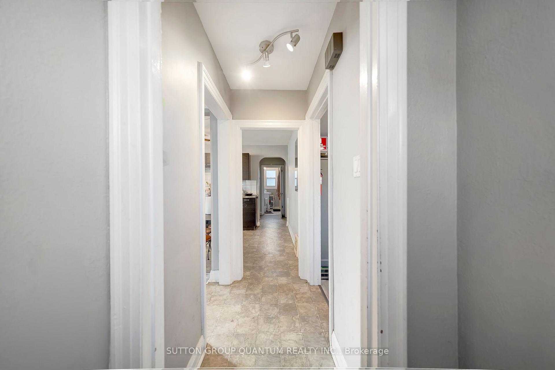 Photo 2 of 1471 Main Street W, Hamilton, Ainslie Wood — HOMEH