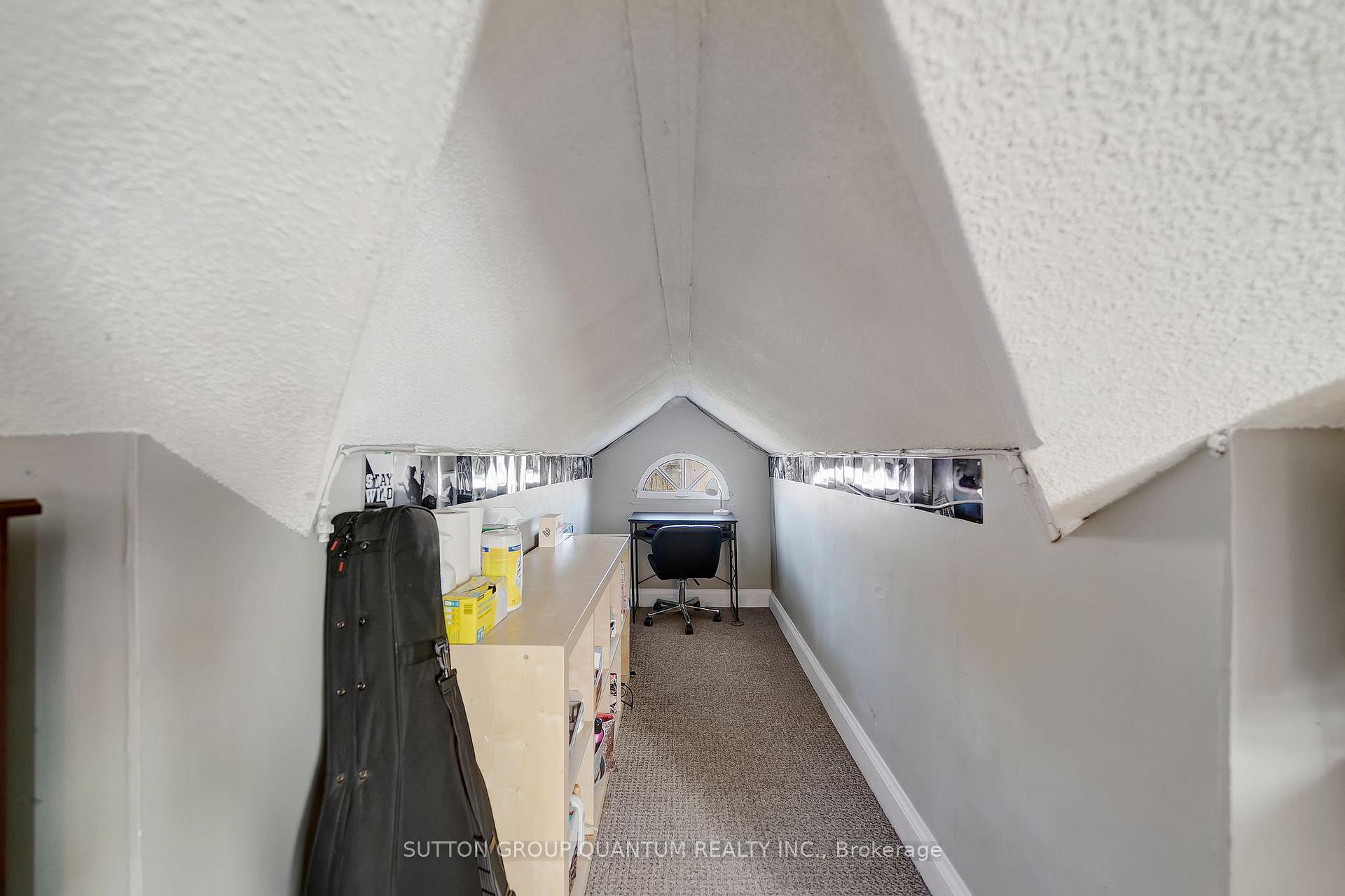 Photo 16 of 1471 Main Street W, Hamilton, Ainslie Wood — HOMEH
