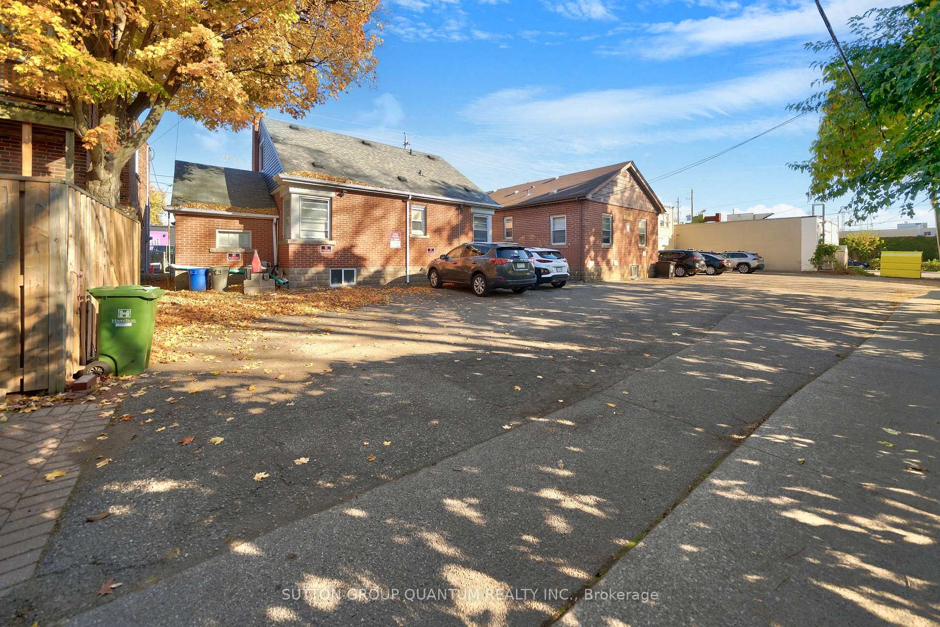 Photo 26 of 1471 Main Street W, Hamilton, Ainslie Wood — HOMEH