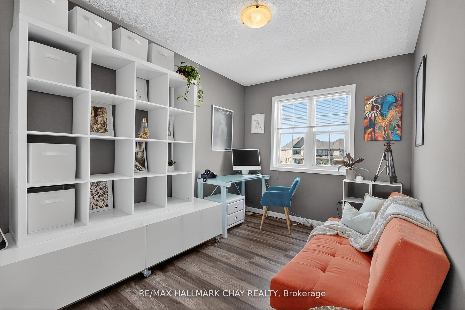 Photo 38 of 31 Lancaster Court, Barrie, Innis-Shore — HOMEH