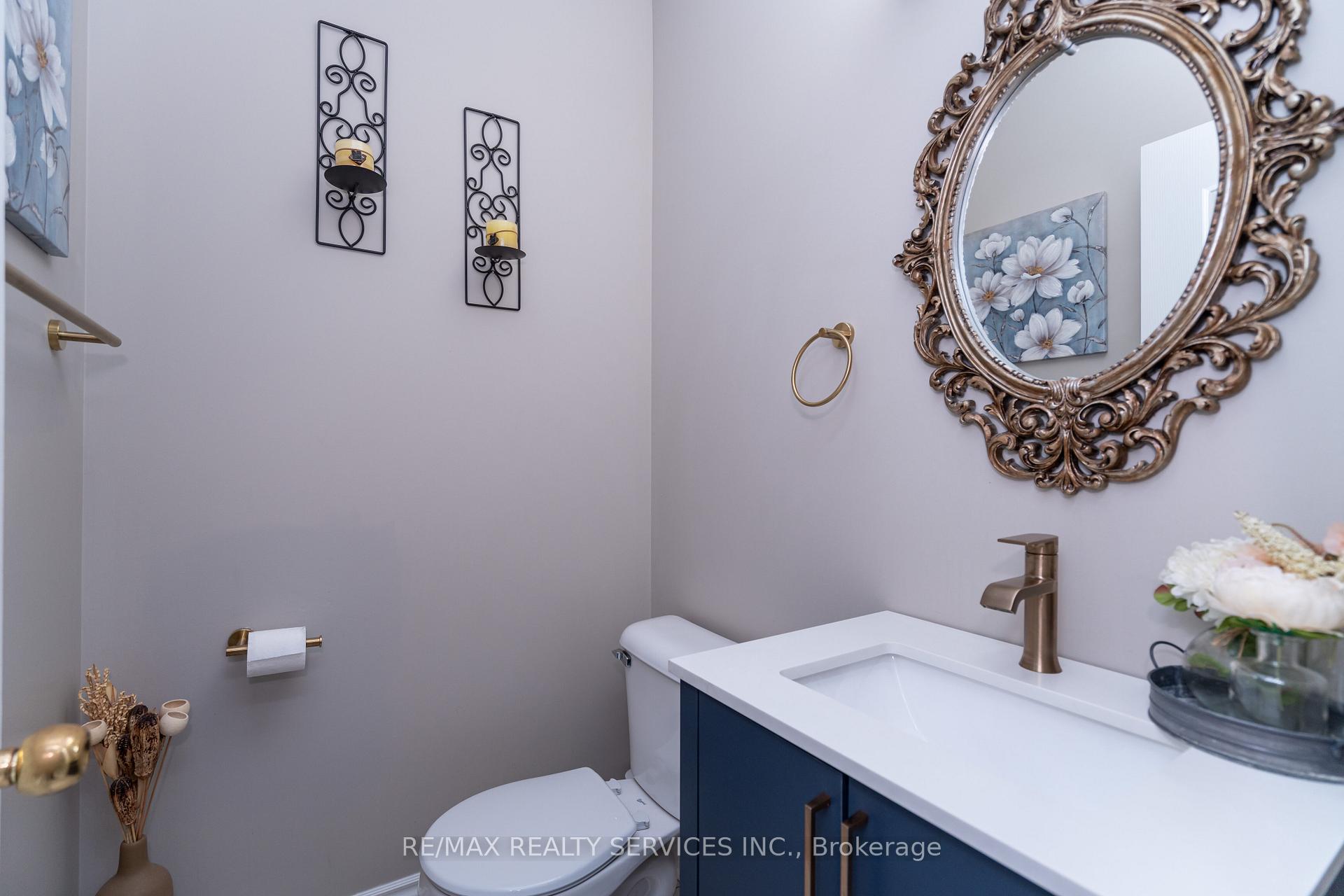 Photo 20 of 48 Amboise Crescent, Brampton, Fletcher's Meadow — HOMEH