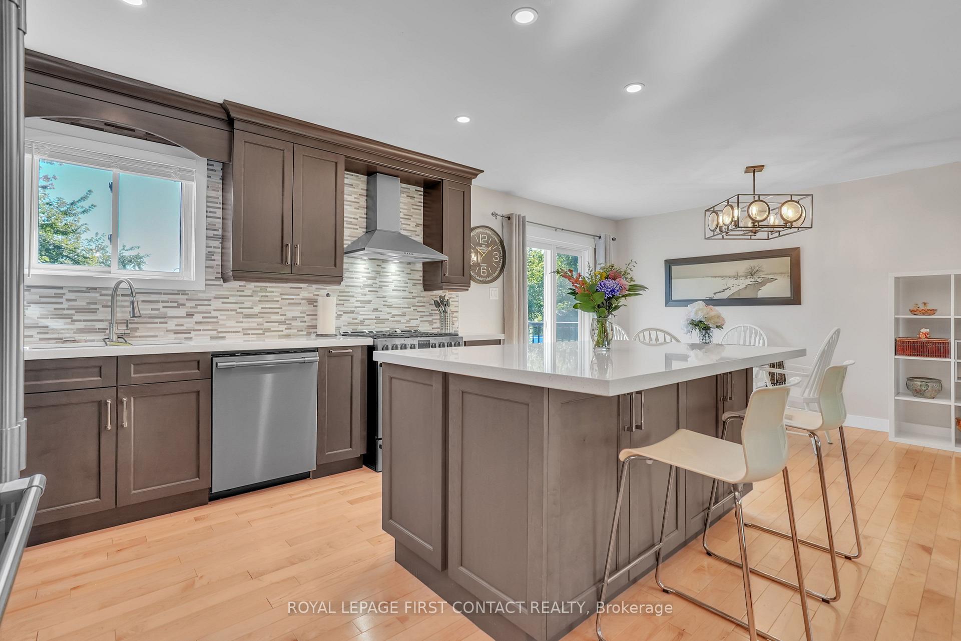 Photo 4 of 23 Spencer Trail, Oro-Medonte, Shanty Bay — HOMEH