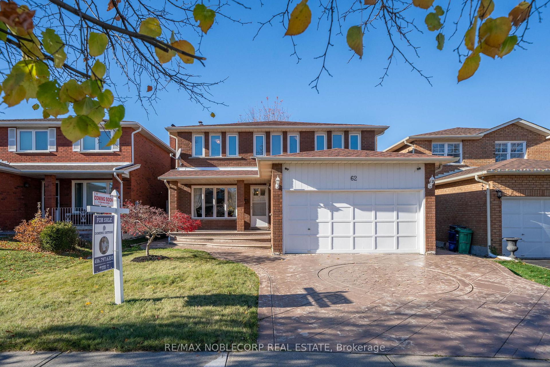 Photo 5 of 62 Coronation Circle, Brampton, Heart Lake West — HOMEH