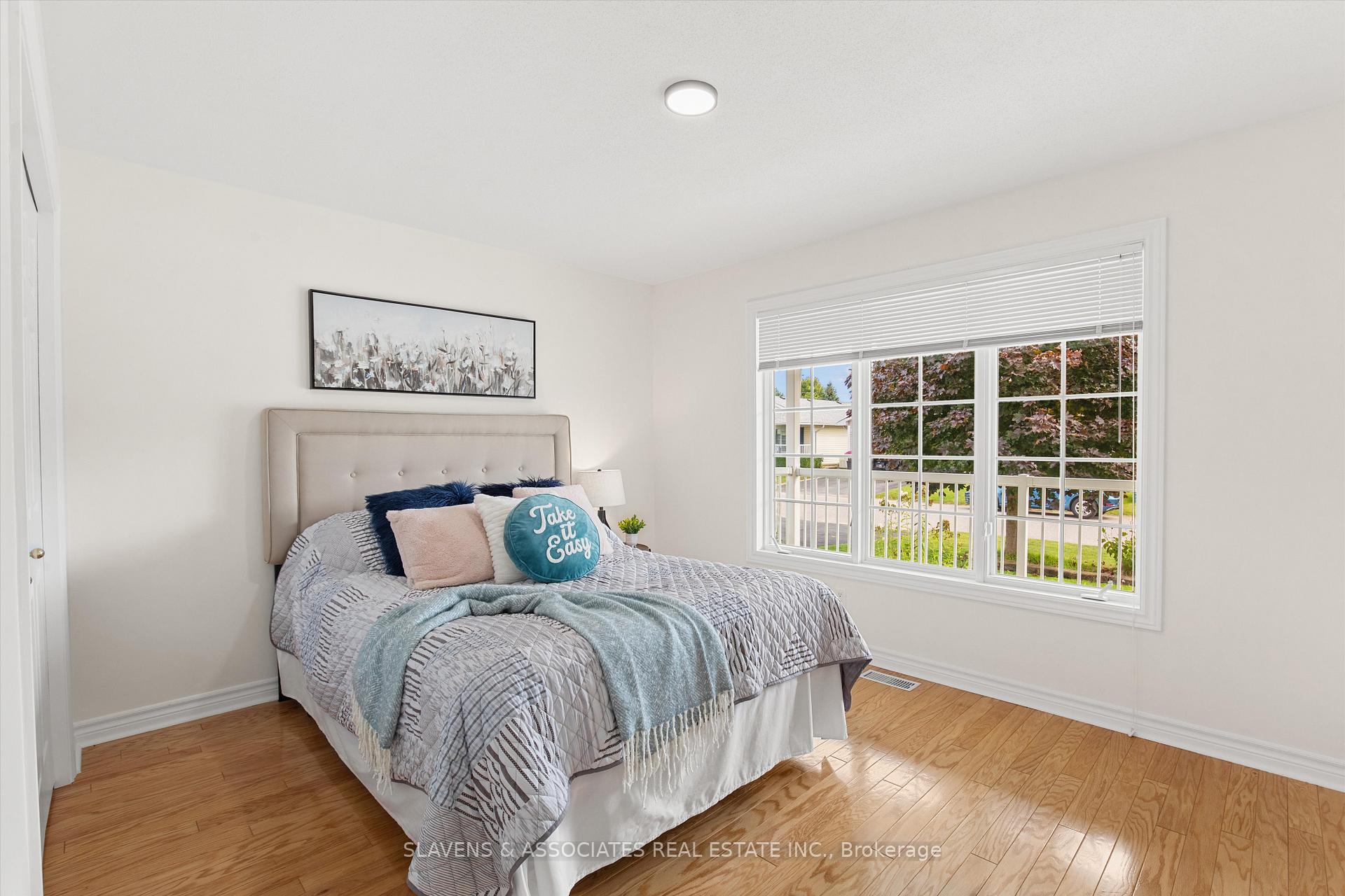 Photo 18 of 1 Illinois Crescent, Wasaga Beach — HOMEH