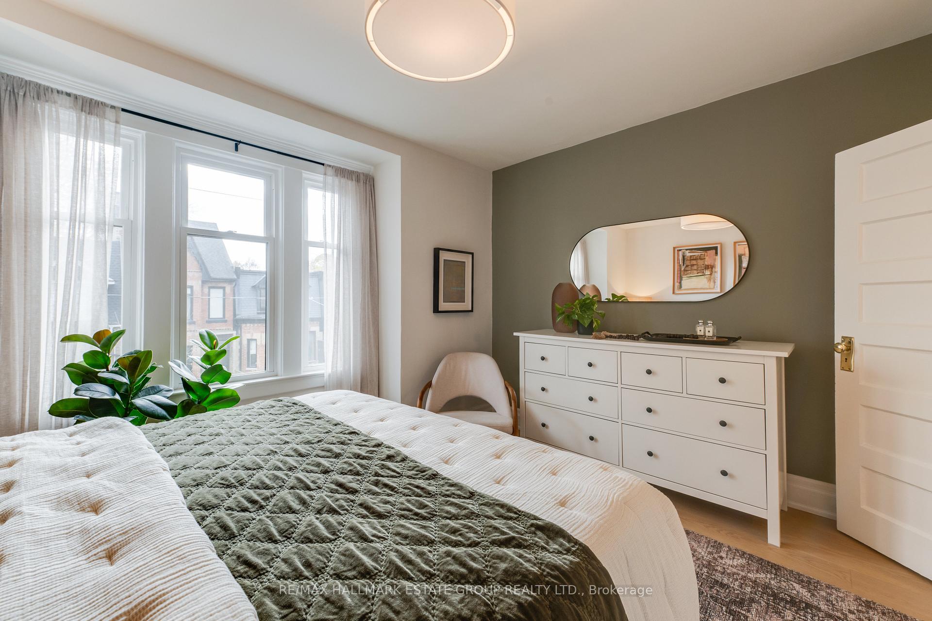 Photo 12 of 30 Austin Avenue, Toronto, South Riverdale — HOMEH