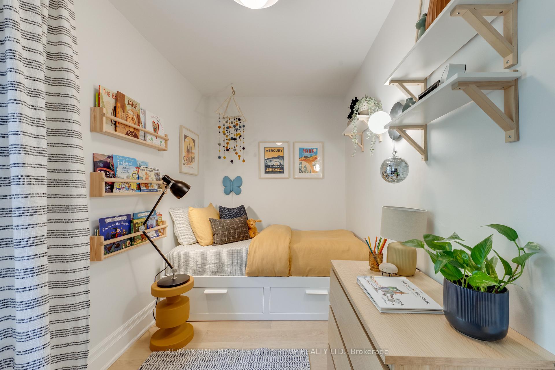 Photo 15 of 30 Austin Avenue, Toronto, South Riverdale — HOMEH