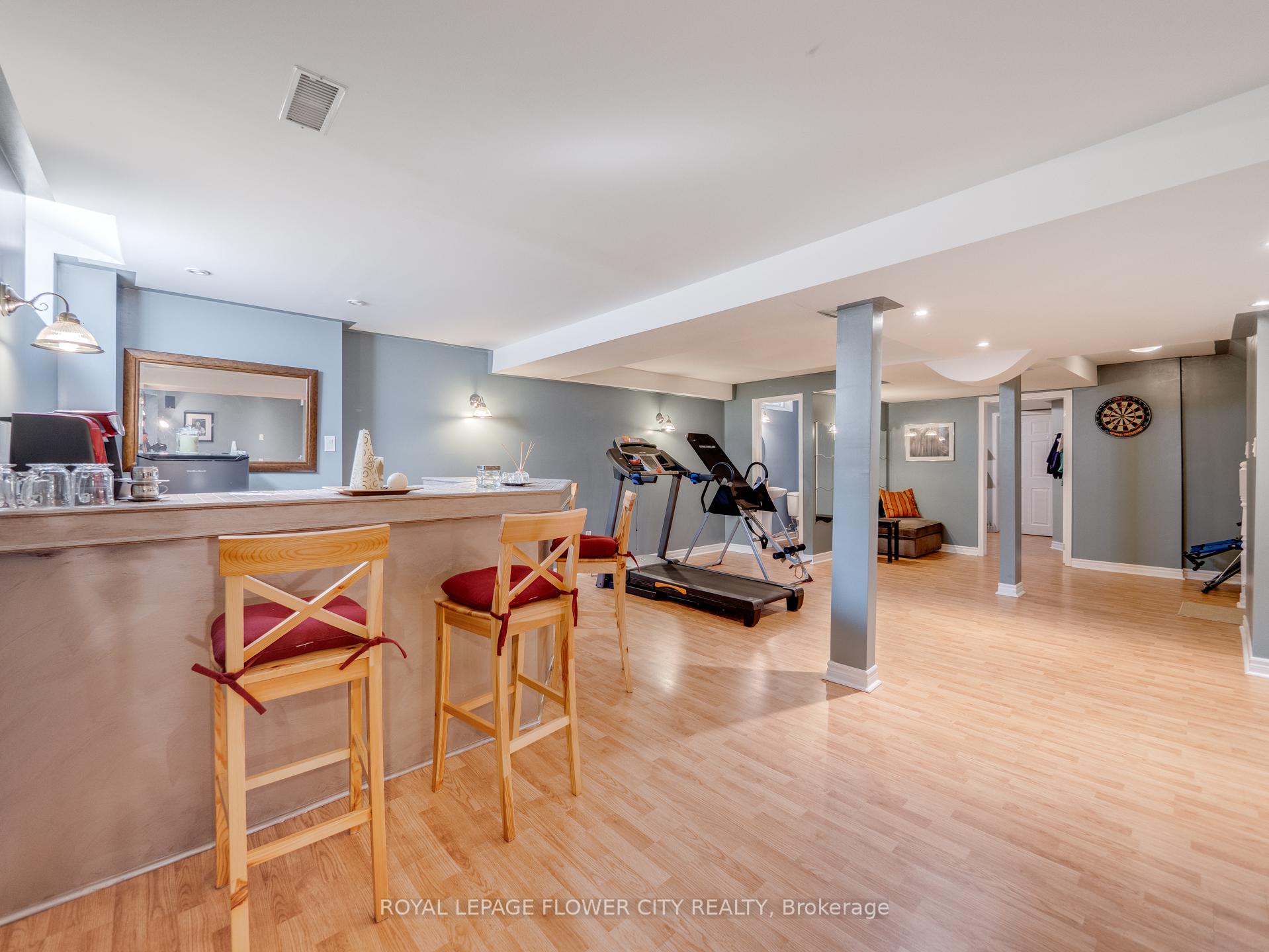 Photo 15 of 39 Pertosa Drive, Brampton, Fletcher's Meadow — HOMEH
