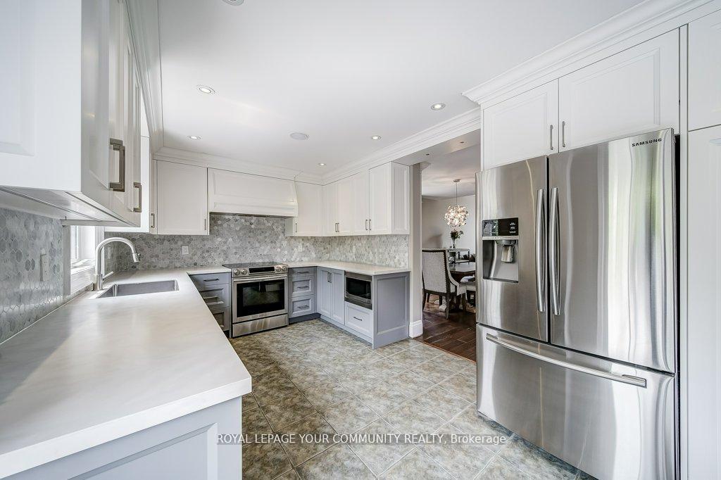 Photo 12 of 96 Kerfoot Crescent, Georgina, Historic Lakeshore Communities — HOMEH