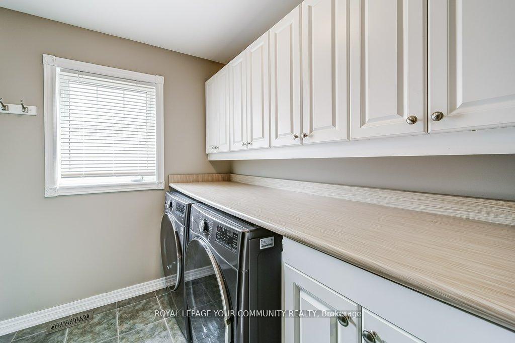 Photo 16 of 96 Kerfoot Crescent, Georgina, Historic Lakeshore Communities — HOMEH