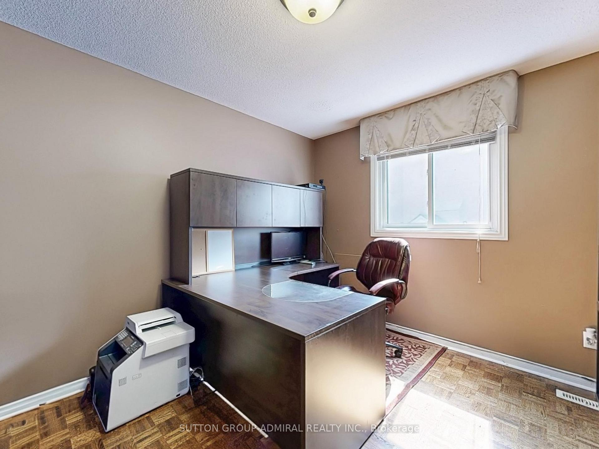 Photo 19 of 236 Russet Way, Vaughan, East Woodbridge — HOMEH