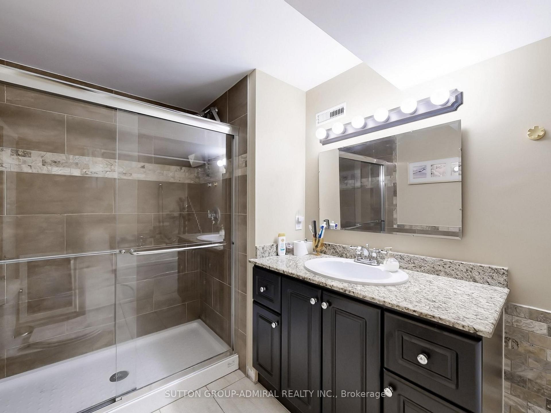 Photo 32 of 236 Russet Way, Vaughan, East Woodbridge — HOMEH