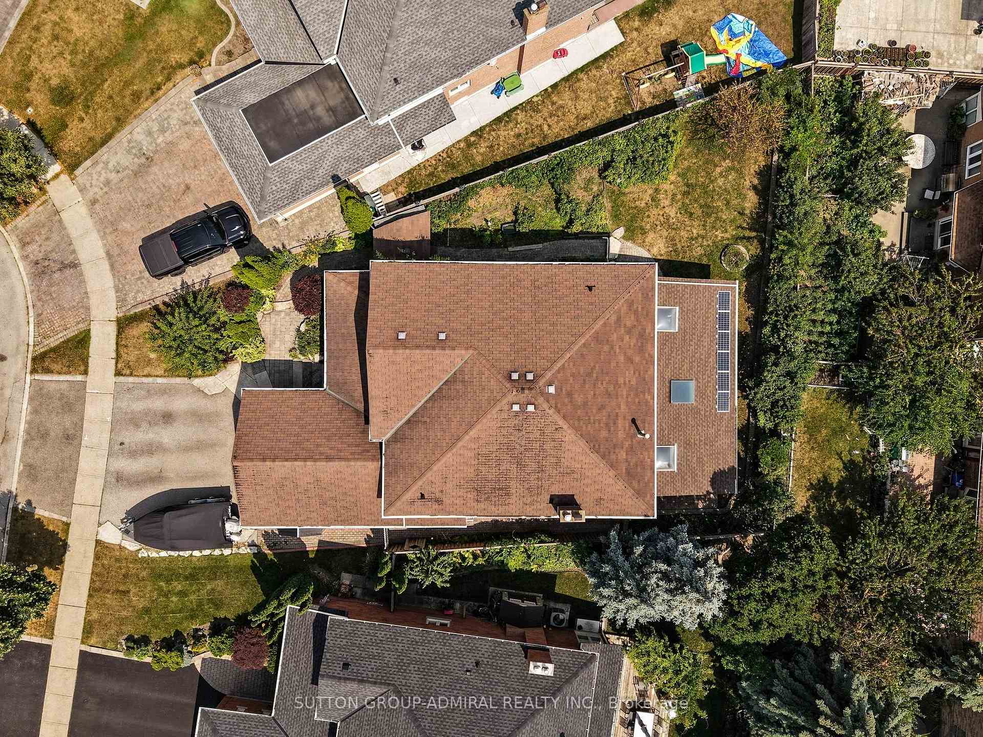 Photo 46 of 236 Russet Way, Vaughan, East Woodbridge — HOMEH