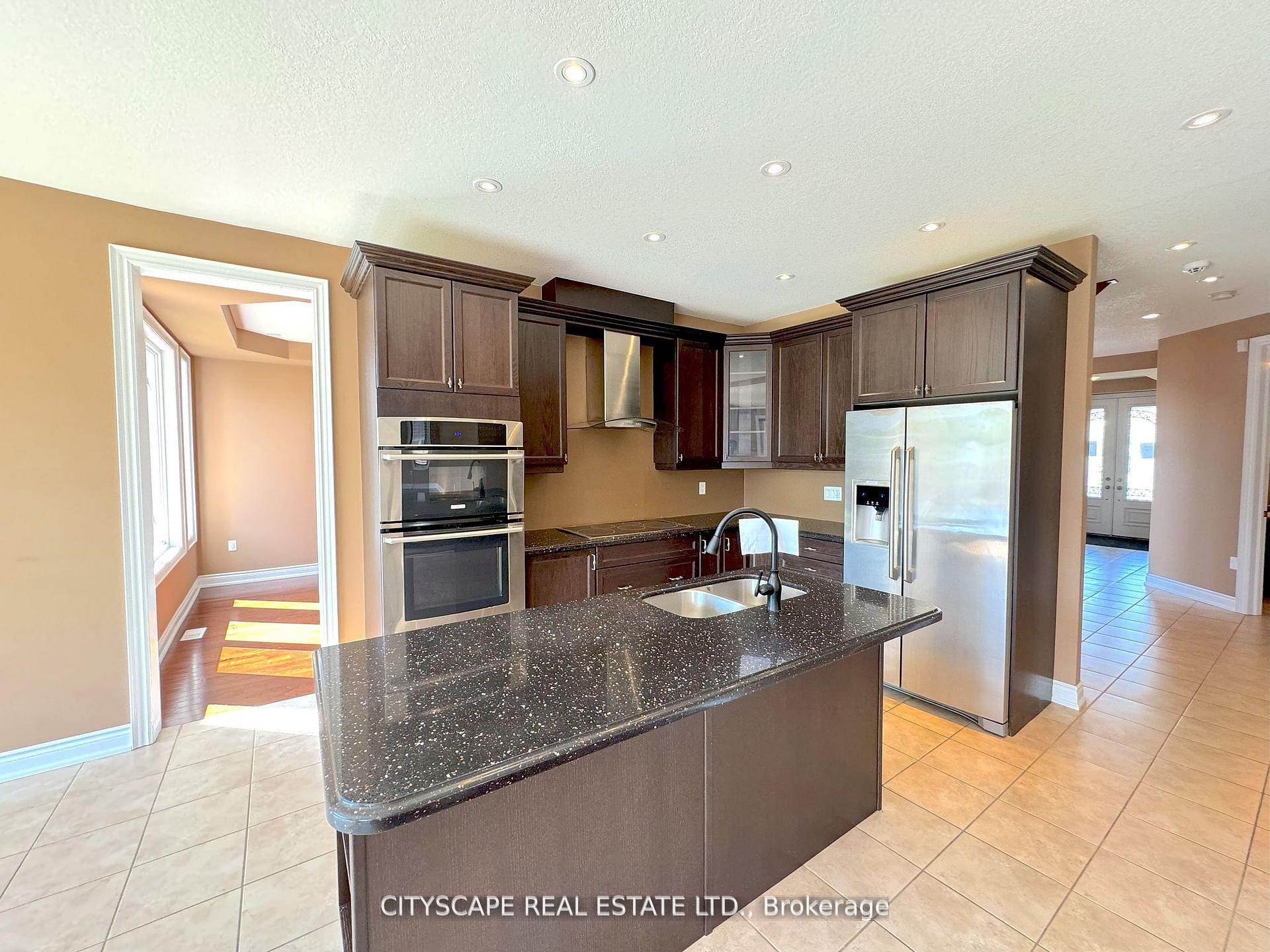Photo 5 of 1749 Angus Street, Innisfil, Alcona — HOMEH