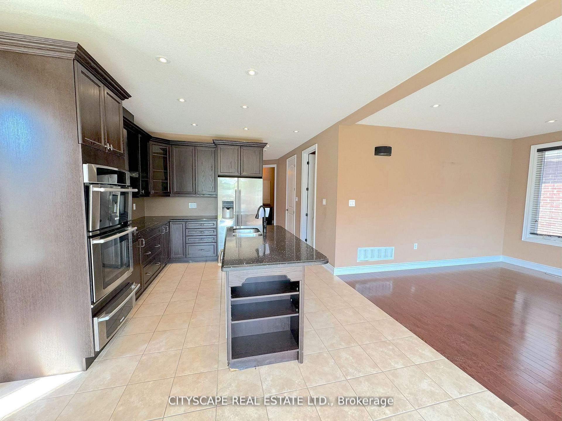Photo 4 of 1749 Angus Street, Innisfil, Alcona — HOMEH