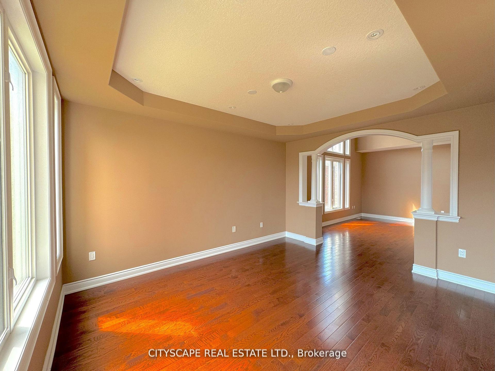 Photo 9 of 1749 Angus Street, Innisfil, Alcona — HOMEH