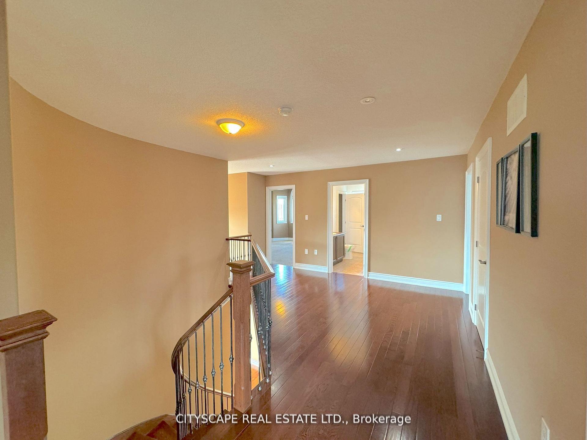 Photo 21 of 1749 Angus Street, Innisfil, Alcona — HOMEH