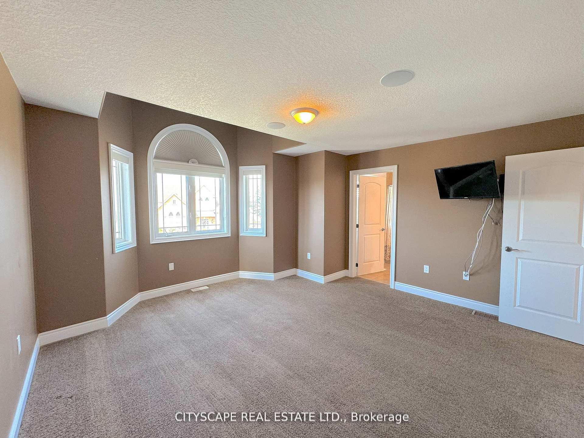 Photo 27 of 1749 Angus Street, Innisfil, Alcona — HOMEH