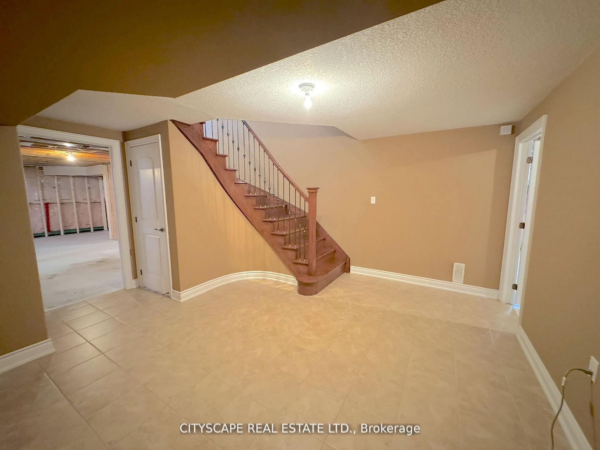 Photo 39 of 1749 Angus Street, Innisfil, Alcona — HOMEH