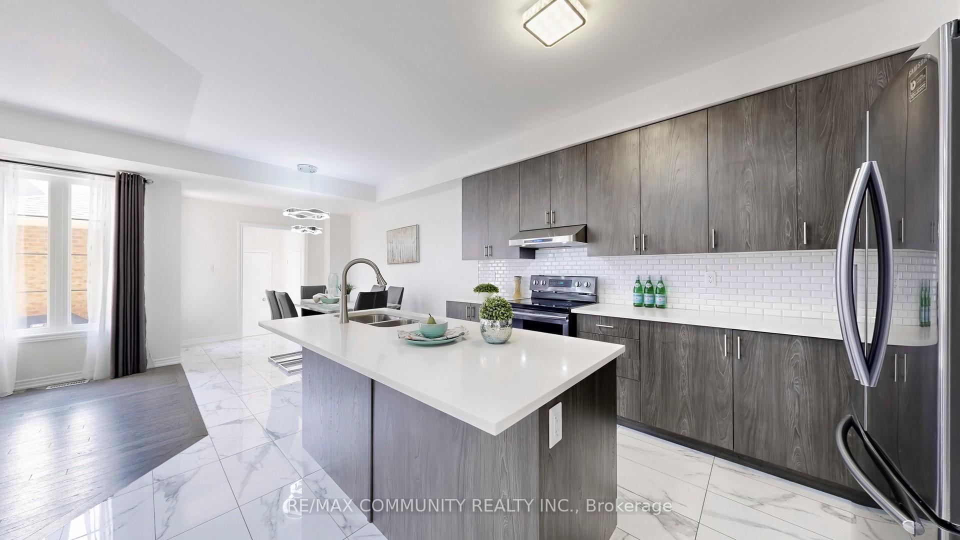 Photo 3 of 11 Clutterbuck Lane NE, Ajax, Northwest Ajax — HOMEH
