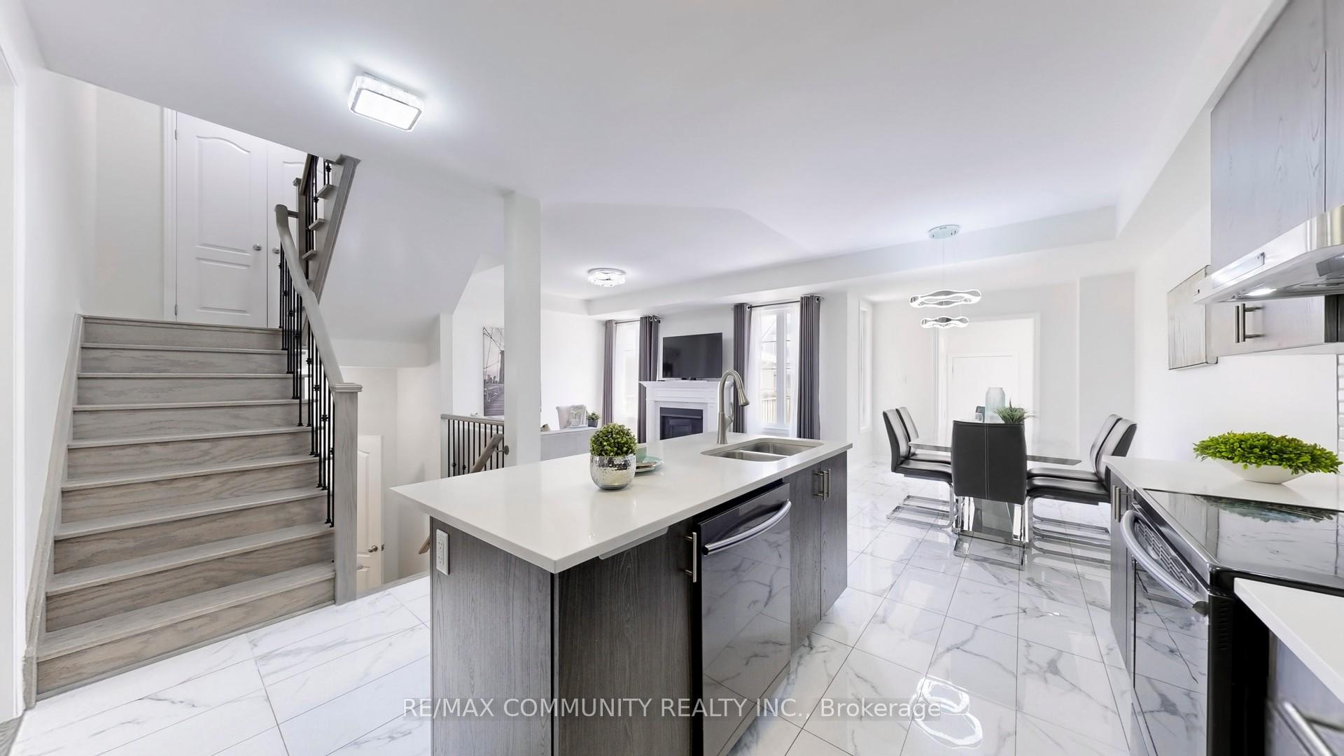 Photo 8 of 11 Clutterbuck Lane NE, Ajax, Northwest Ajax — HOMEH